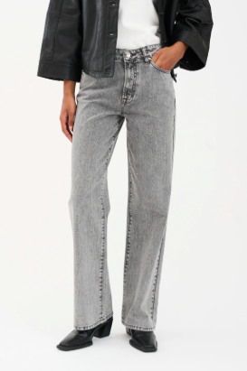 Mia Stud Jeans - Wash Faded Grey - Jeans - Helt Dilla AS