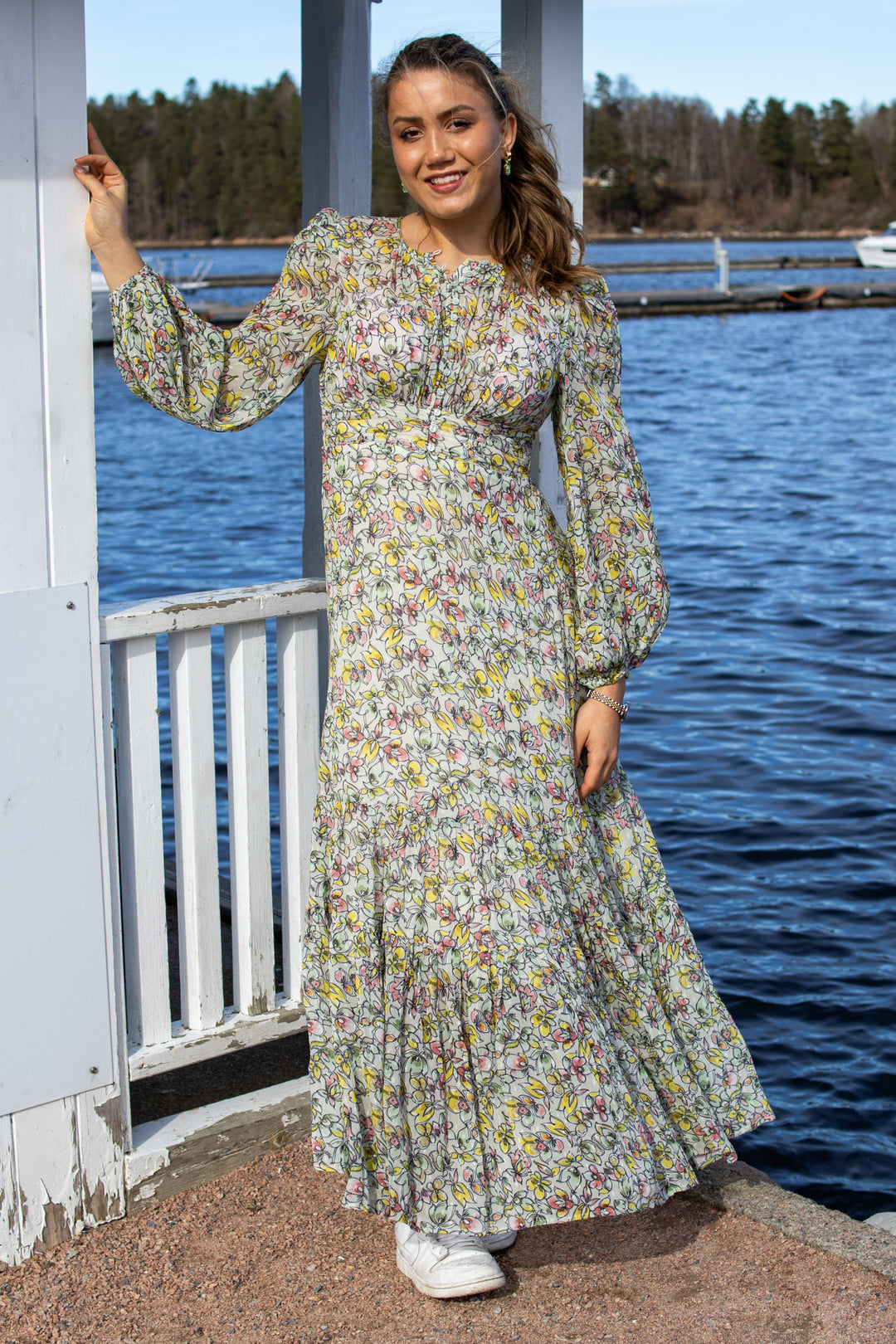 Dotted Georgette Maxi Dress - Vintage Floral - Kjoler - Helt Dilla AS