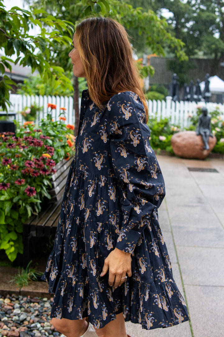 Poplin tiered dress - Midnight Paisley