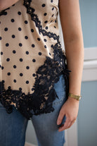 Dagny GO Jo Top - Latte Black Dots - Singlet - Helt Dilla AS