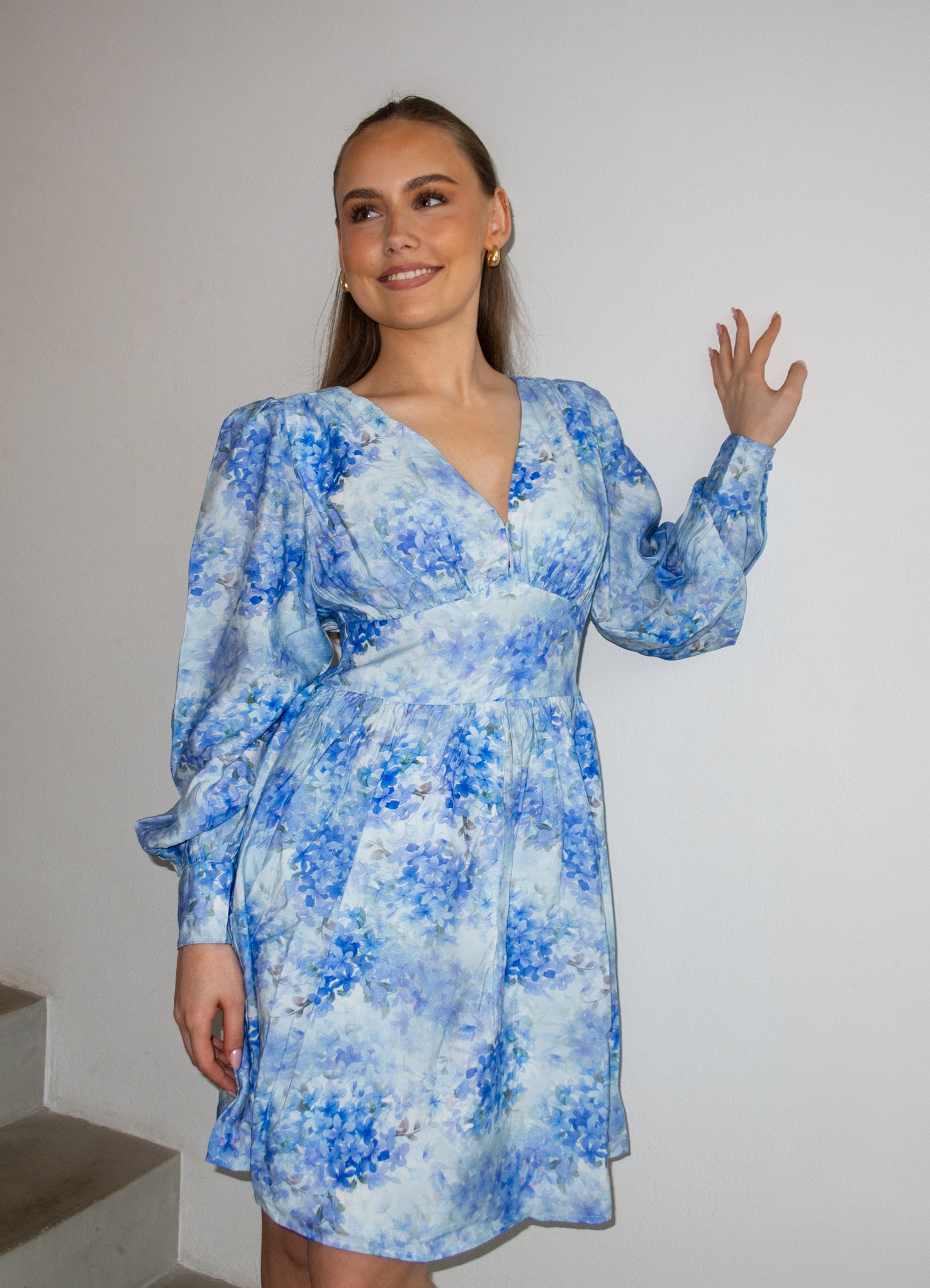 Sasha Dress - Blue Flower - Kjoler - Helt Dilla AS