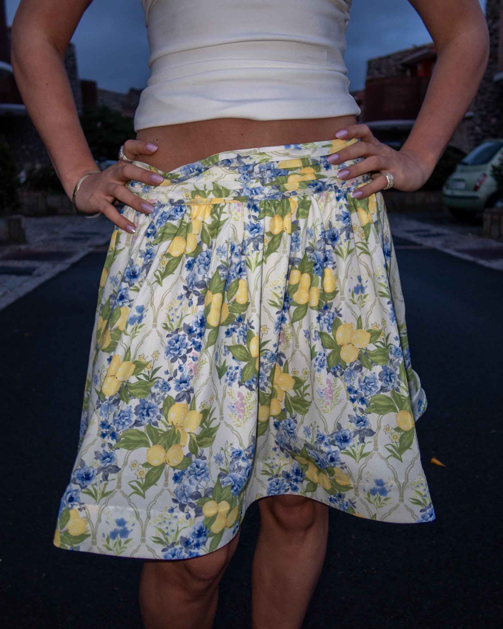 Mazia Skirt - LEMON AOP - Skjørt - Helt Dilla AS