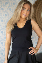 Nikkia Singlet - Svart - Singlet - Helt Dilla AS