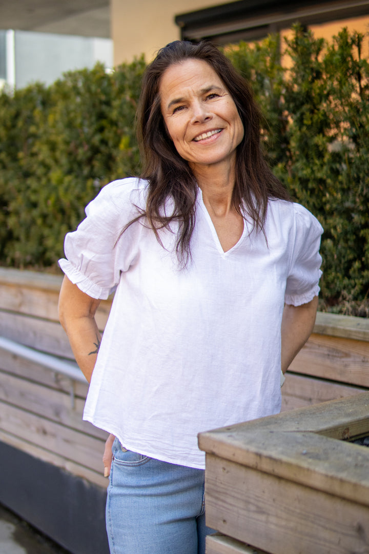 Odesa linen blouse - white