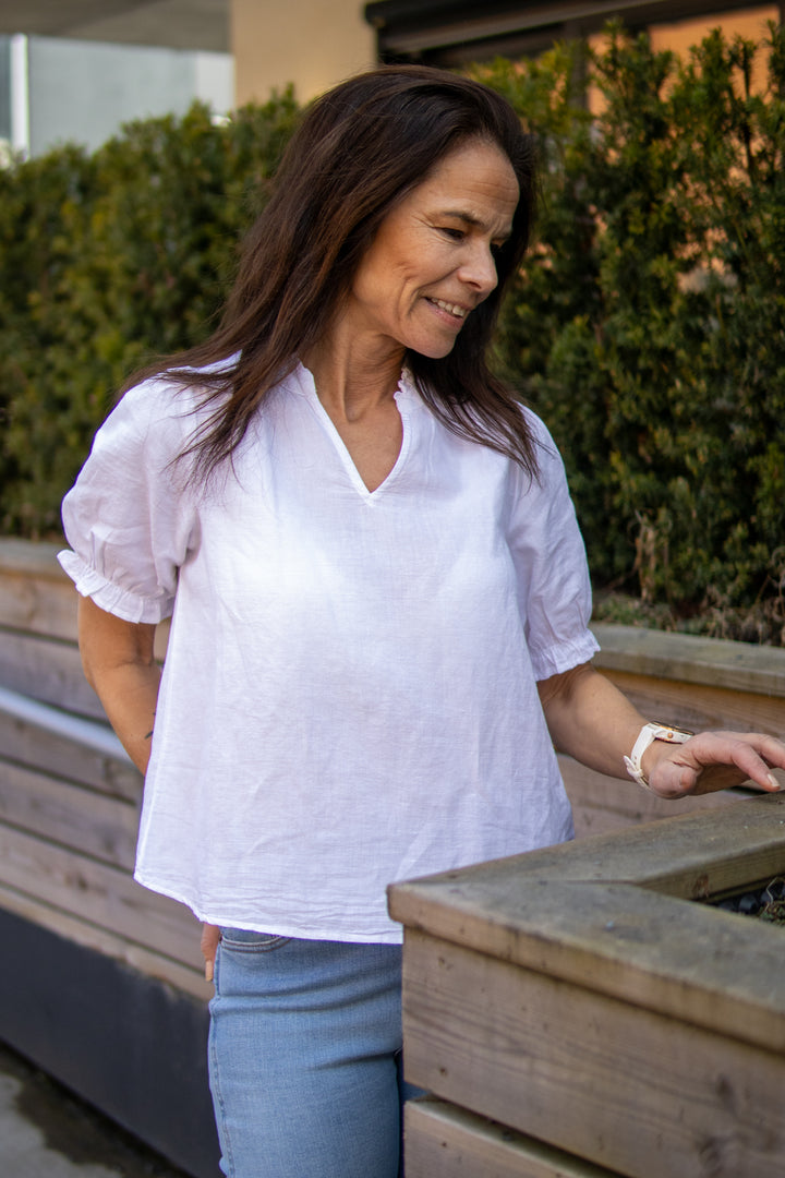 Odesa linen blouse - white
