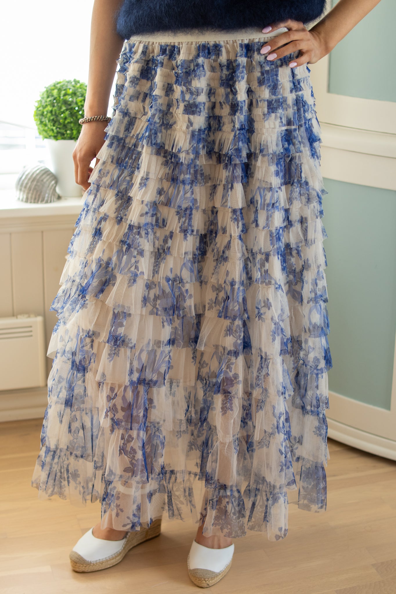 Mønstret tyllskjørt - Blå/hvit - Skjørt - Helt Dilla AS