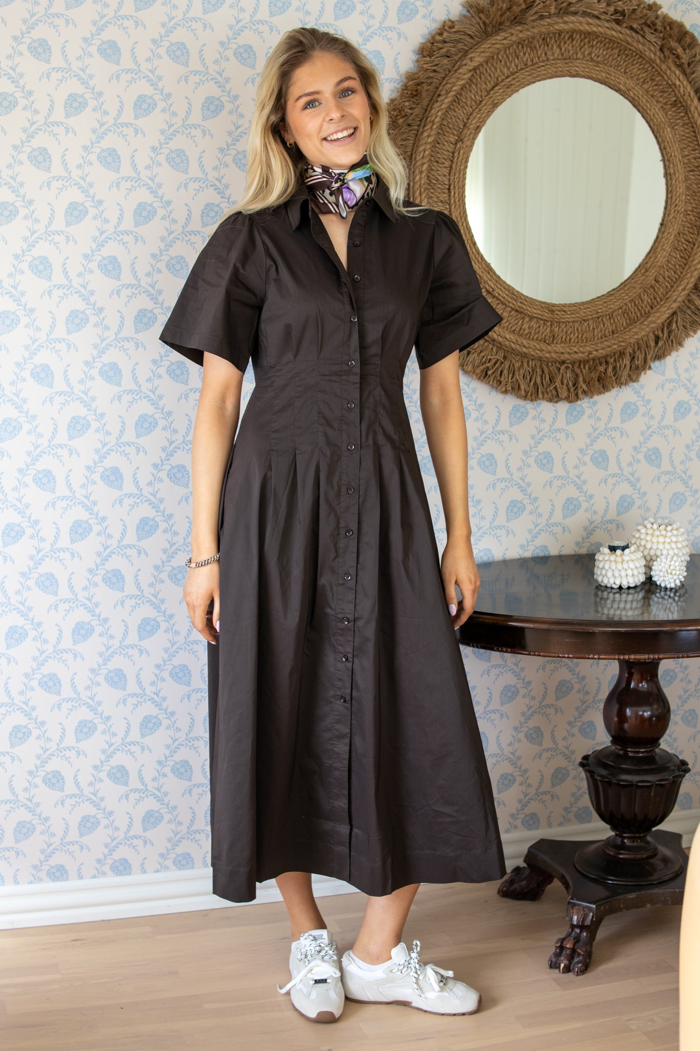 Baia Poplin Dress - Chocolate Brown - Kjoler - Helt Dilla AS