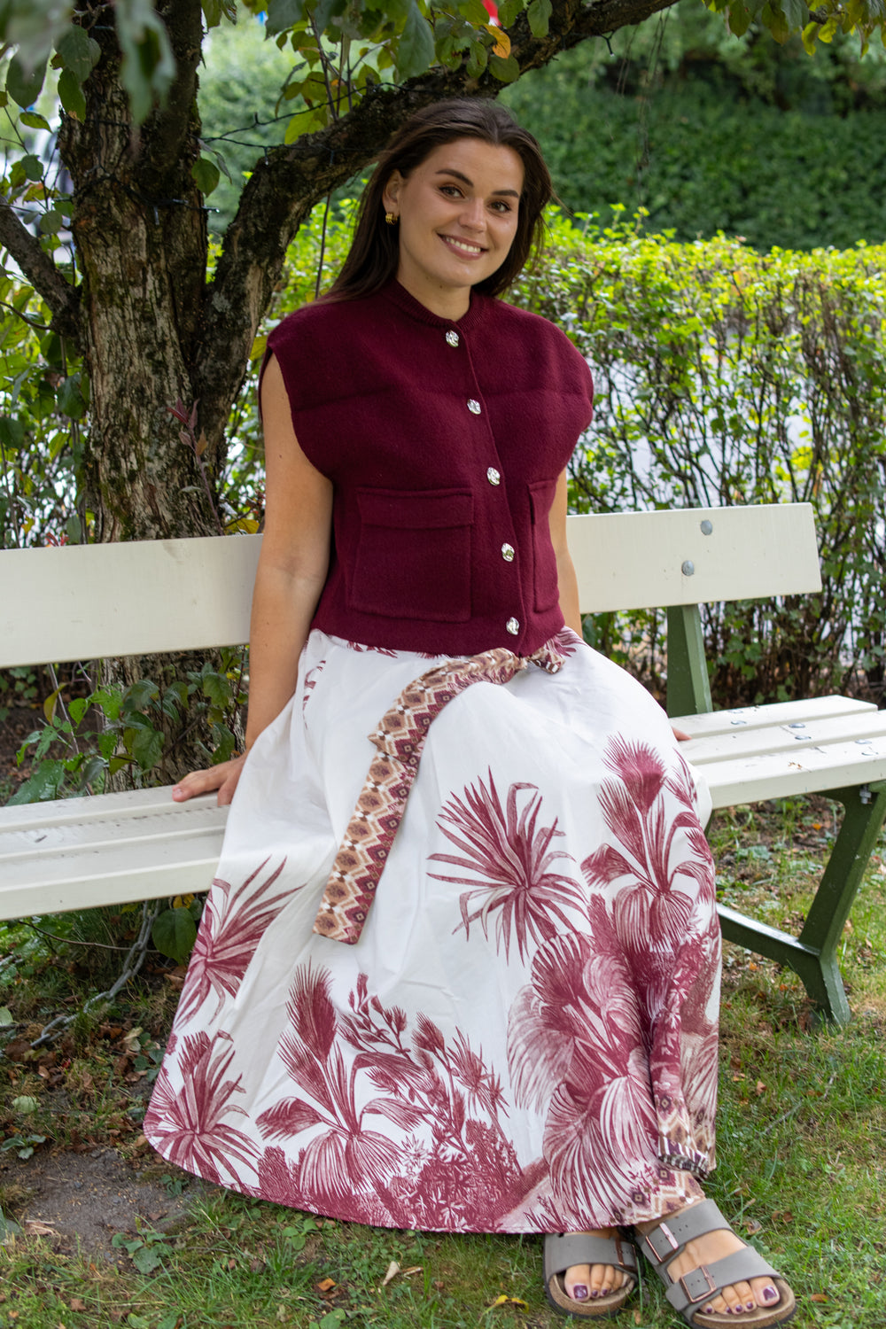 Kort Vest Med Knapper - Bordeaux - Vest - Helt Dilla AS