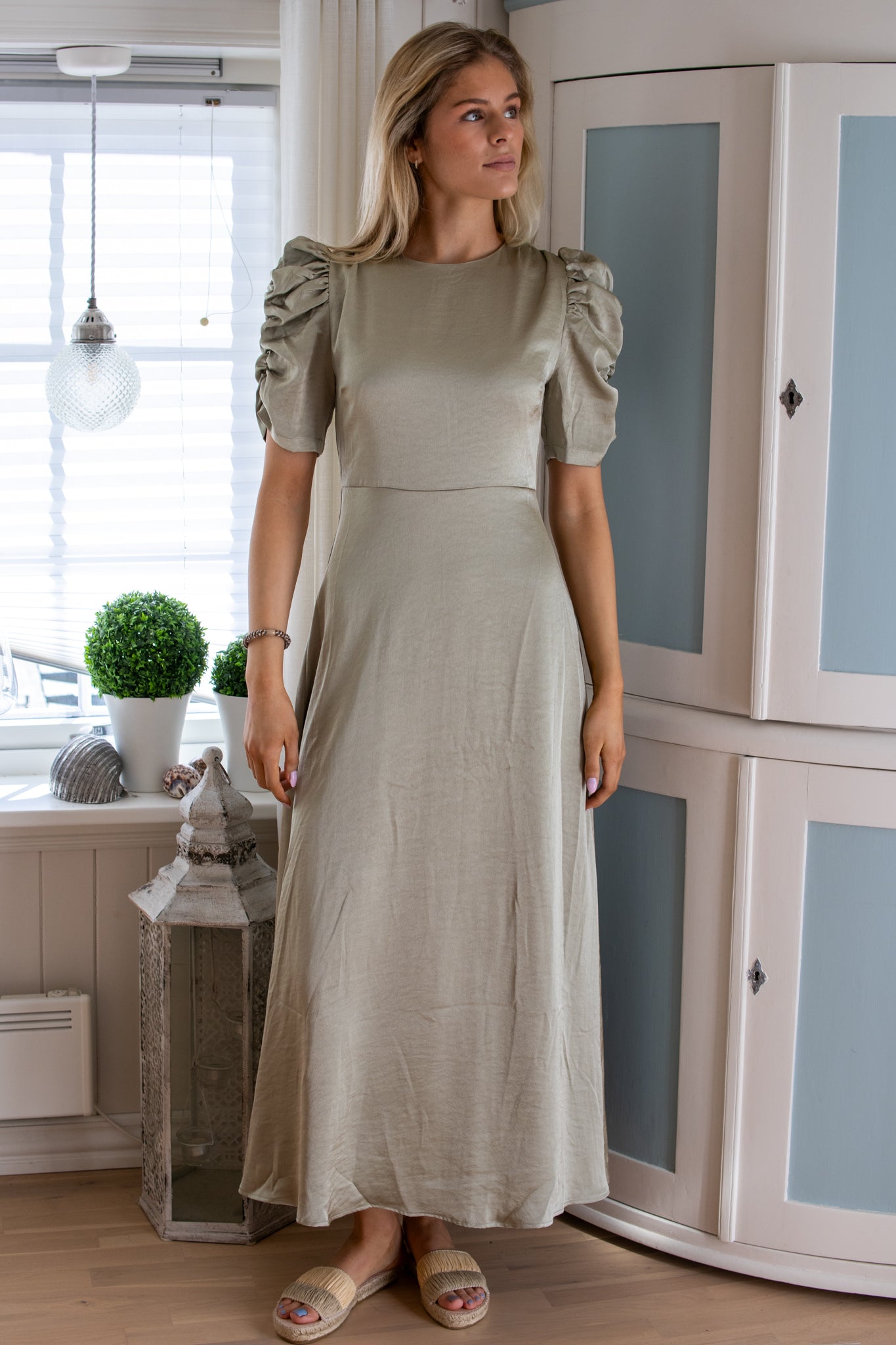 Benuit Solid Dress - light green - Kjoler - Helt Dilla AS
