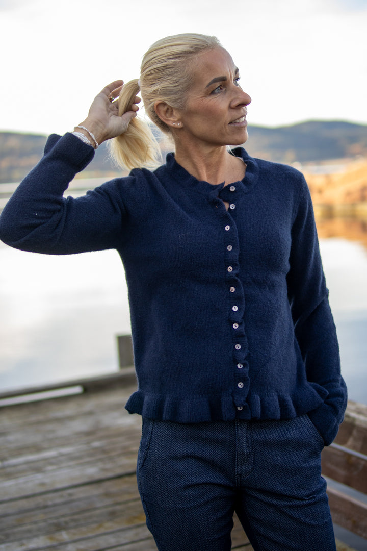 Elowen Knit Blouse - navy - Cardigans - Helt Dilla AS