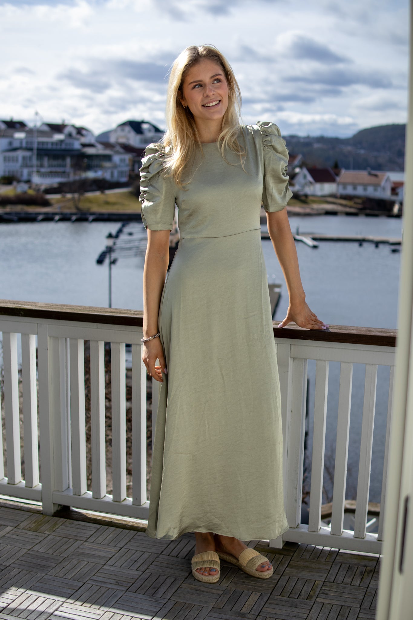 Benuit Solid Dress - light green - Kjoler - Helt Dilla AS