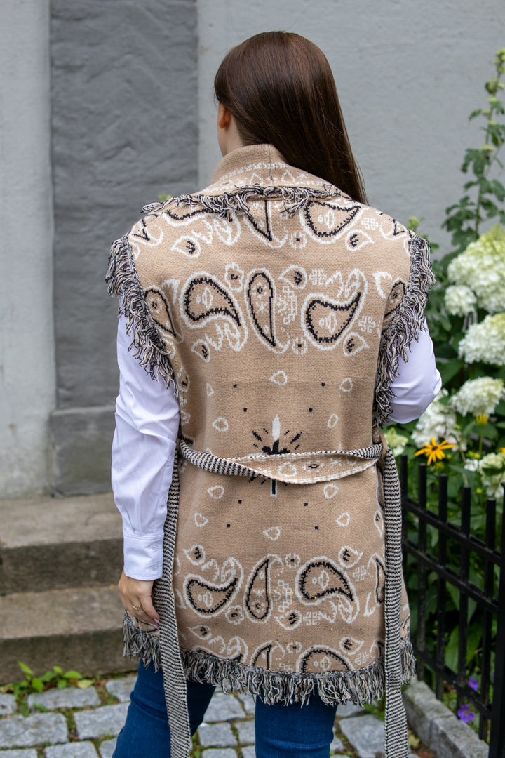From Paris With Love - Frynsevest Beige - Yttertøy - Helt Dilla AS