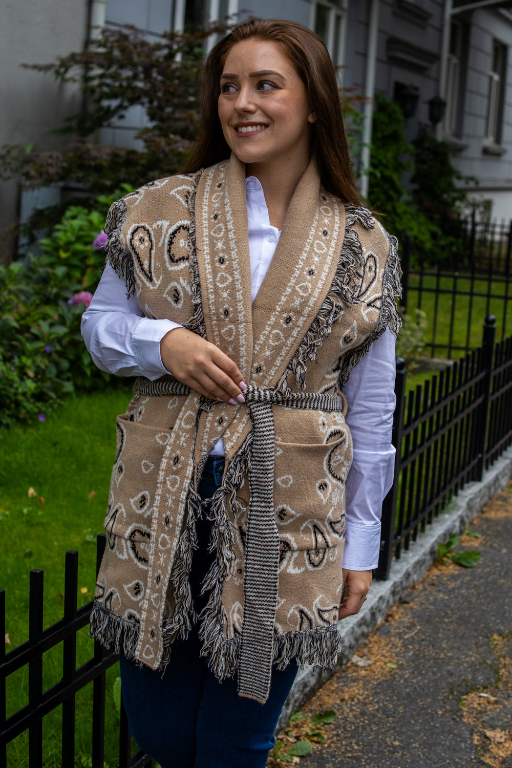 From Paris With Love - Frynsevest Beige - Yttertøy - Helt Dilla AS