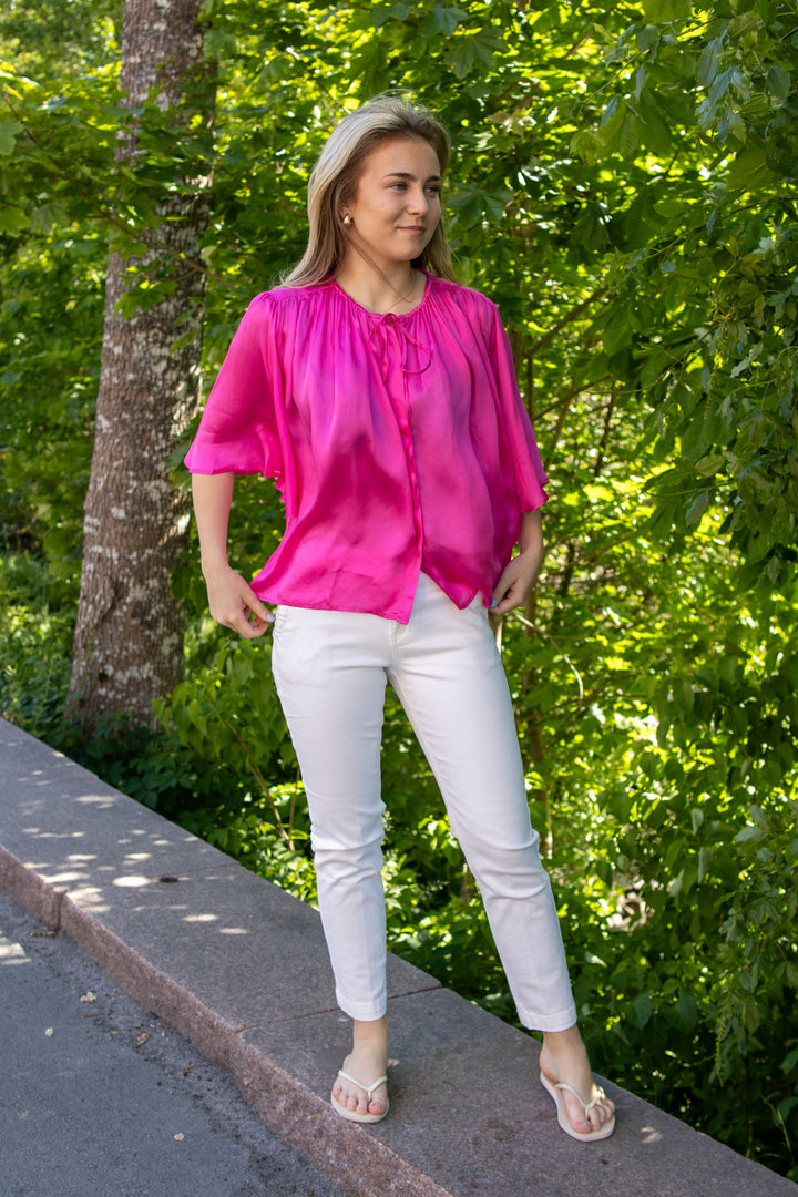 Penne blouse - fushia - Bluser - Helt Dilla AS