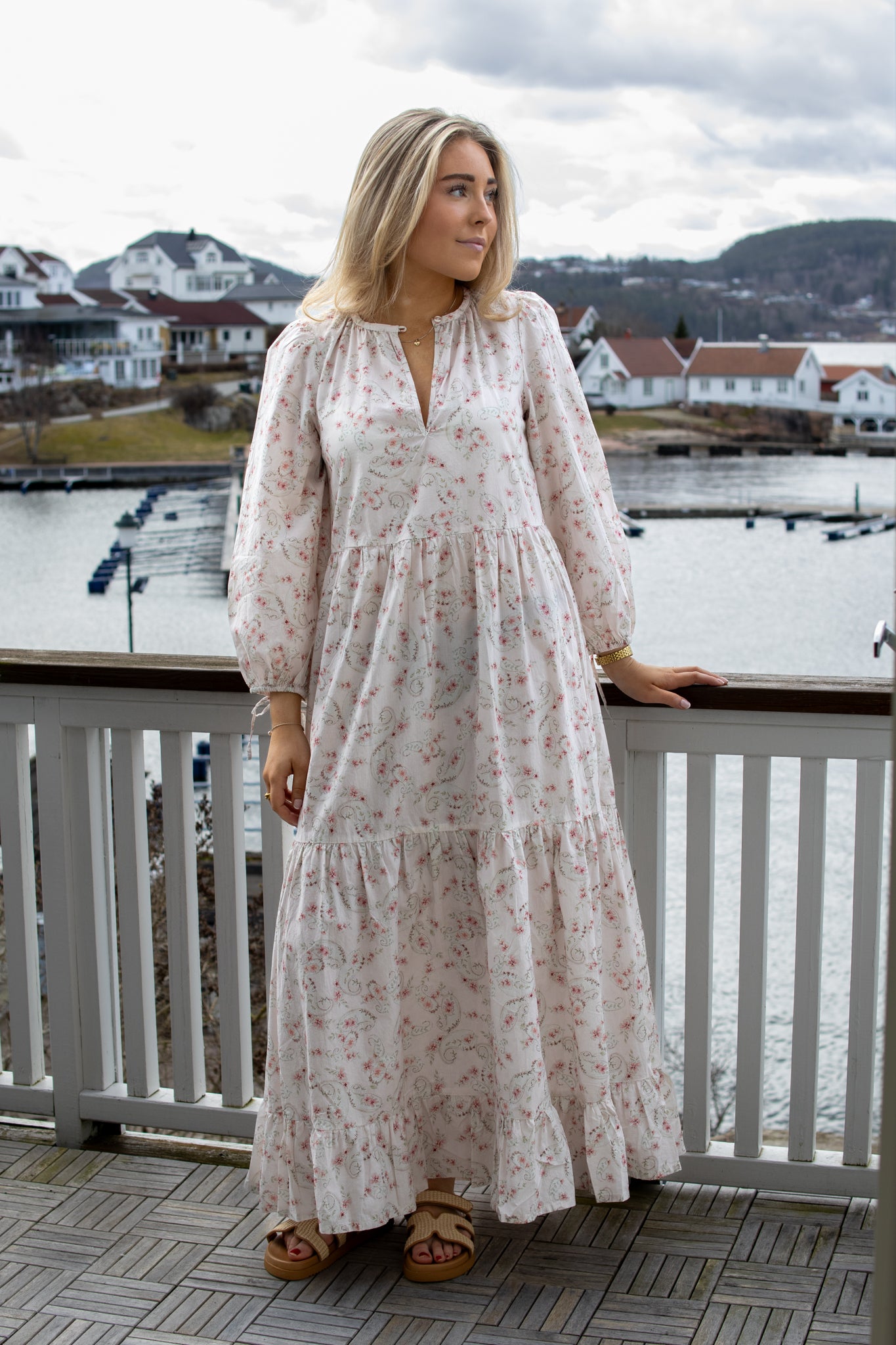 Muse Flower Dress - Dus Rosa - Kjoler - Helt Dilla AS