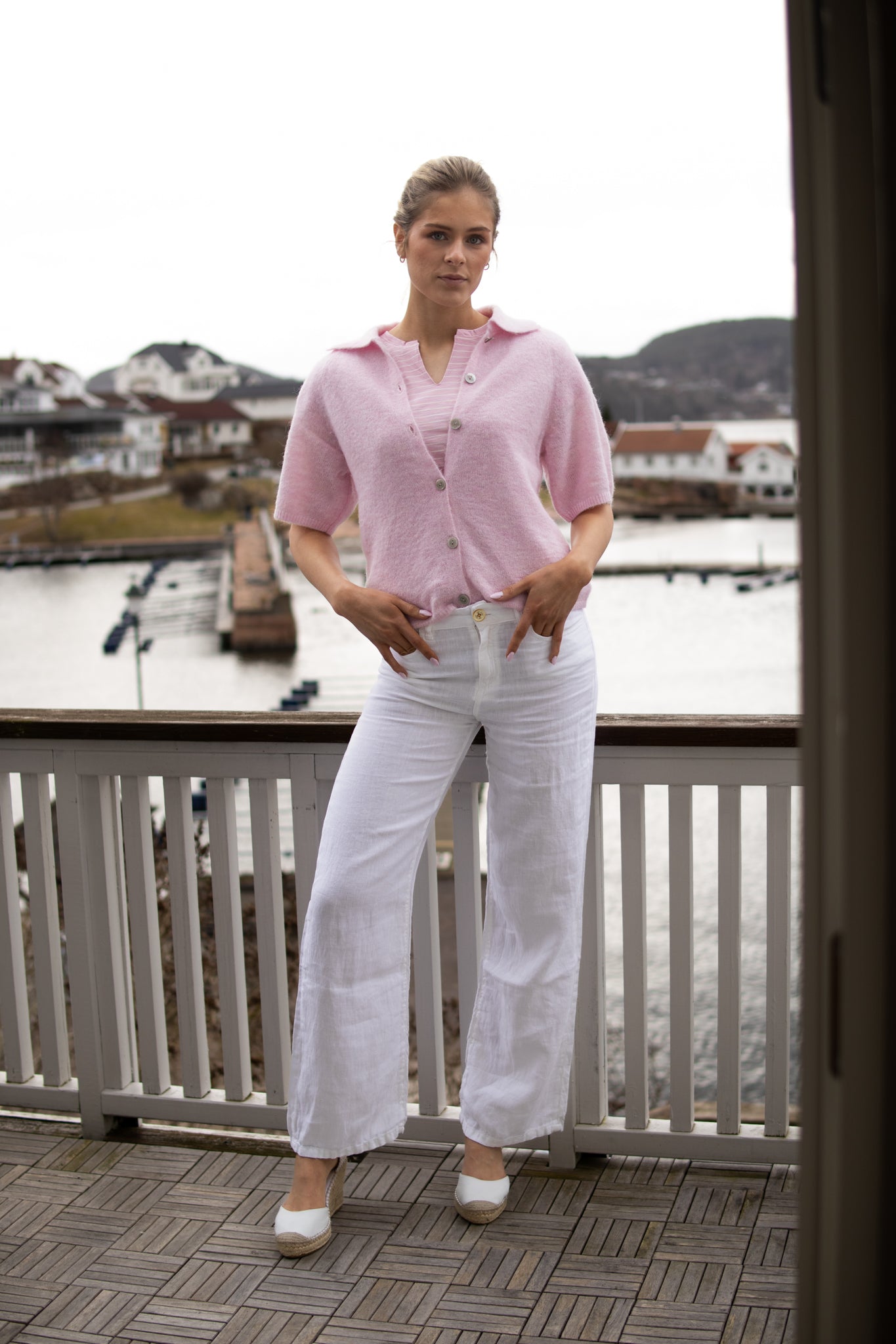 Gesinas T-skjorte - cameo pink stripe - T-skjorter - Helt Dilla AS