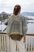 Transparent Blouse With Beach Print - Glacier Blue - Bluser - Helt Dilla AS