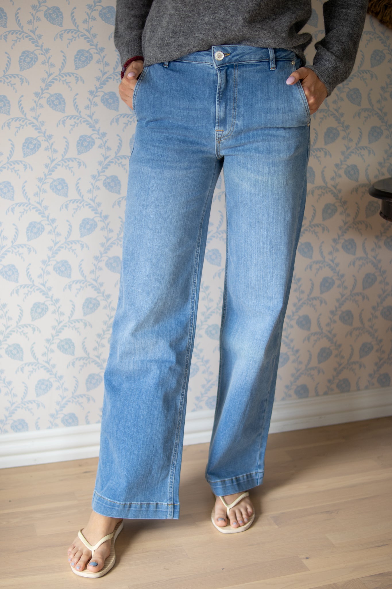 Gilly French Jeans - Wash Bright Loreto - Jeans - Helt Dilla AS