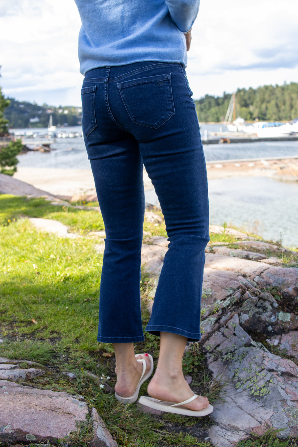 Johanna kick flare - Wash Cool Midnight Blue - Bukser - Helt Dilla AS