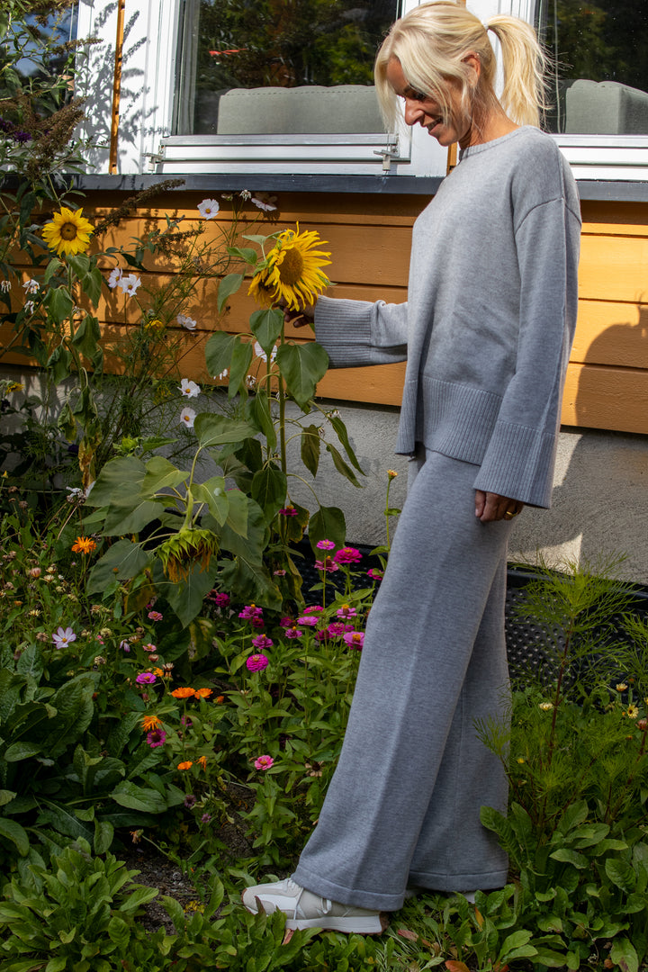 Babette HW Knit Pant - Med Grey Melange - Bukser - Helt Dilla AS
