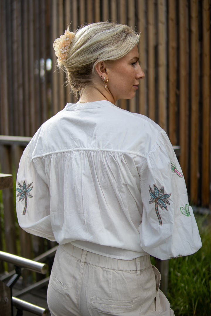 Hawaian shirt - white/multi embroidery - Bluser - Helt Dilla AS