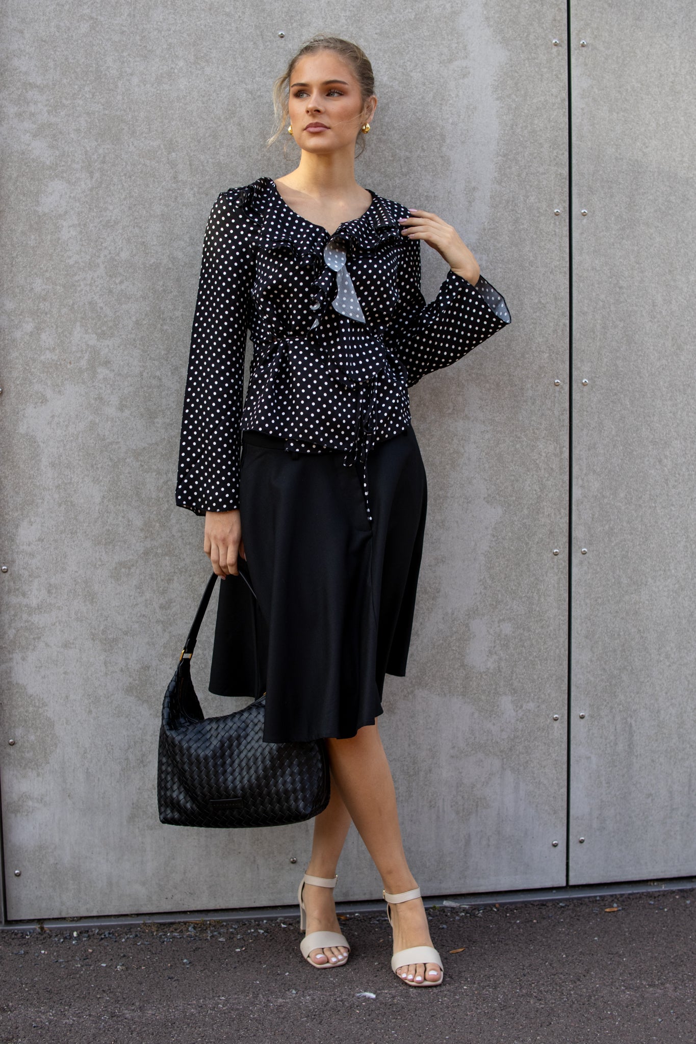 Honey dots bluse - sort/hvit prikker - Bluser - Helt Dilla AS