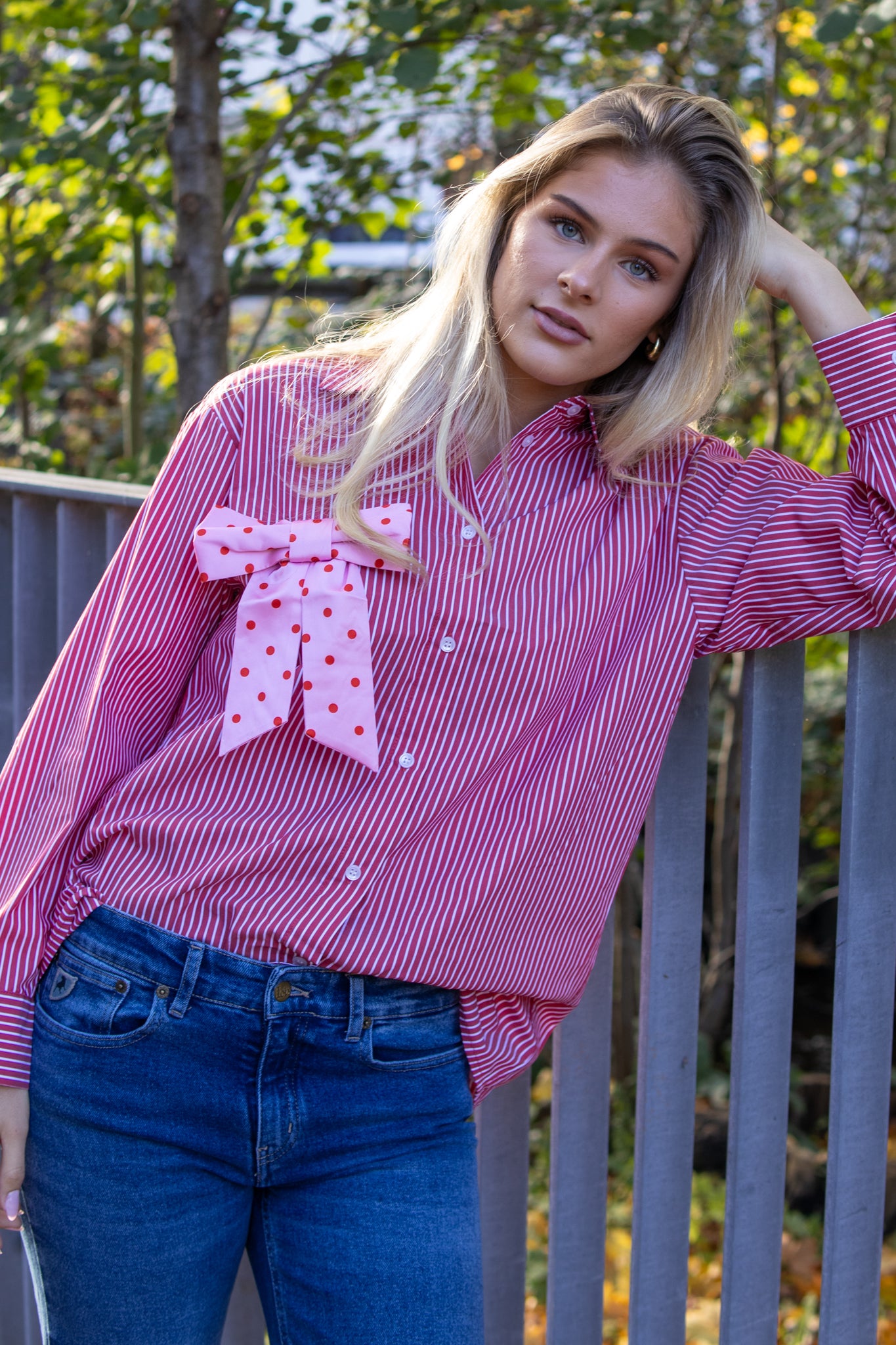 NuPaloma Bow Shirt - Goji Berry - Skjorter - Helt Dilla AS
