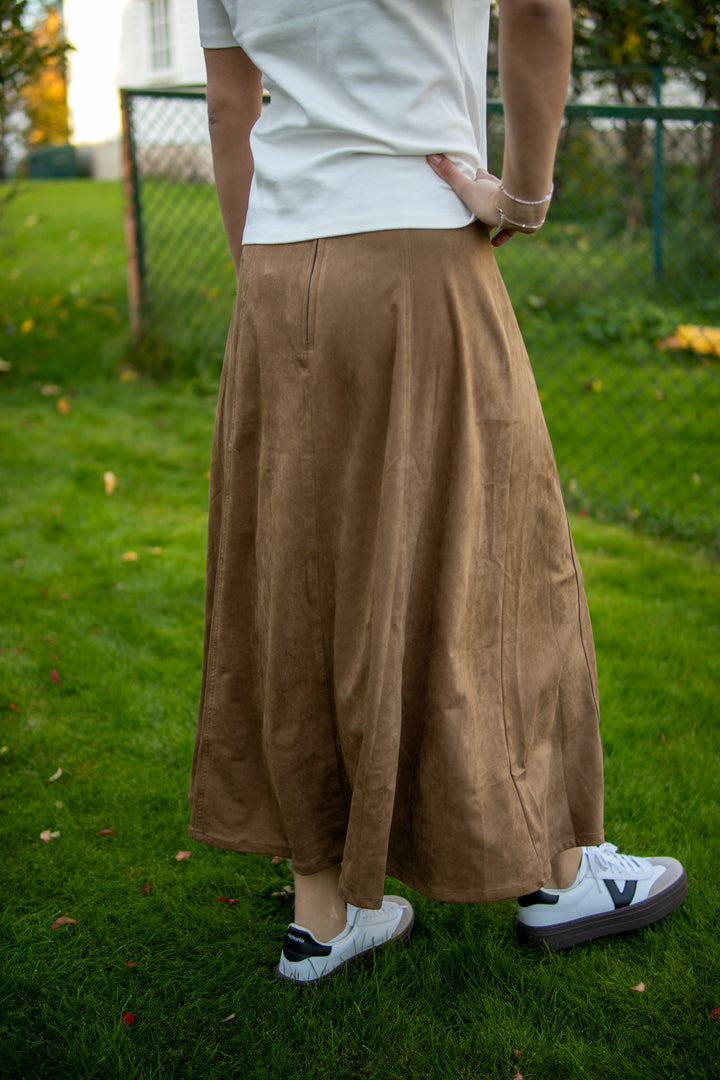 Raya Faux Suede Skirt - Cognac - Skjørt - Helt Dilla AS