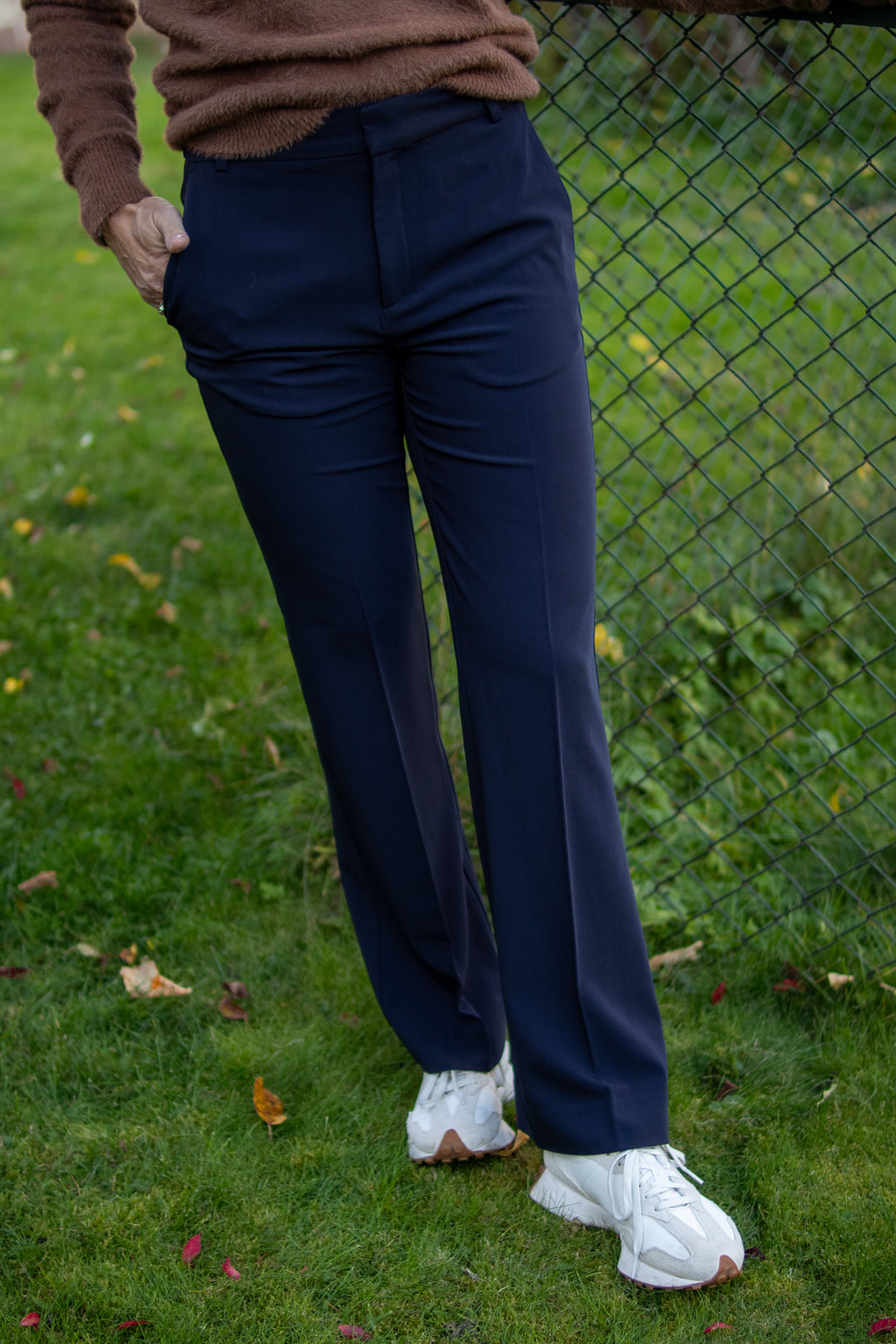 Veta Adian Bootcut pant - Marine Blue - Bukser - Helt Dilla AS