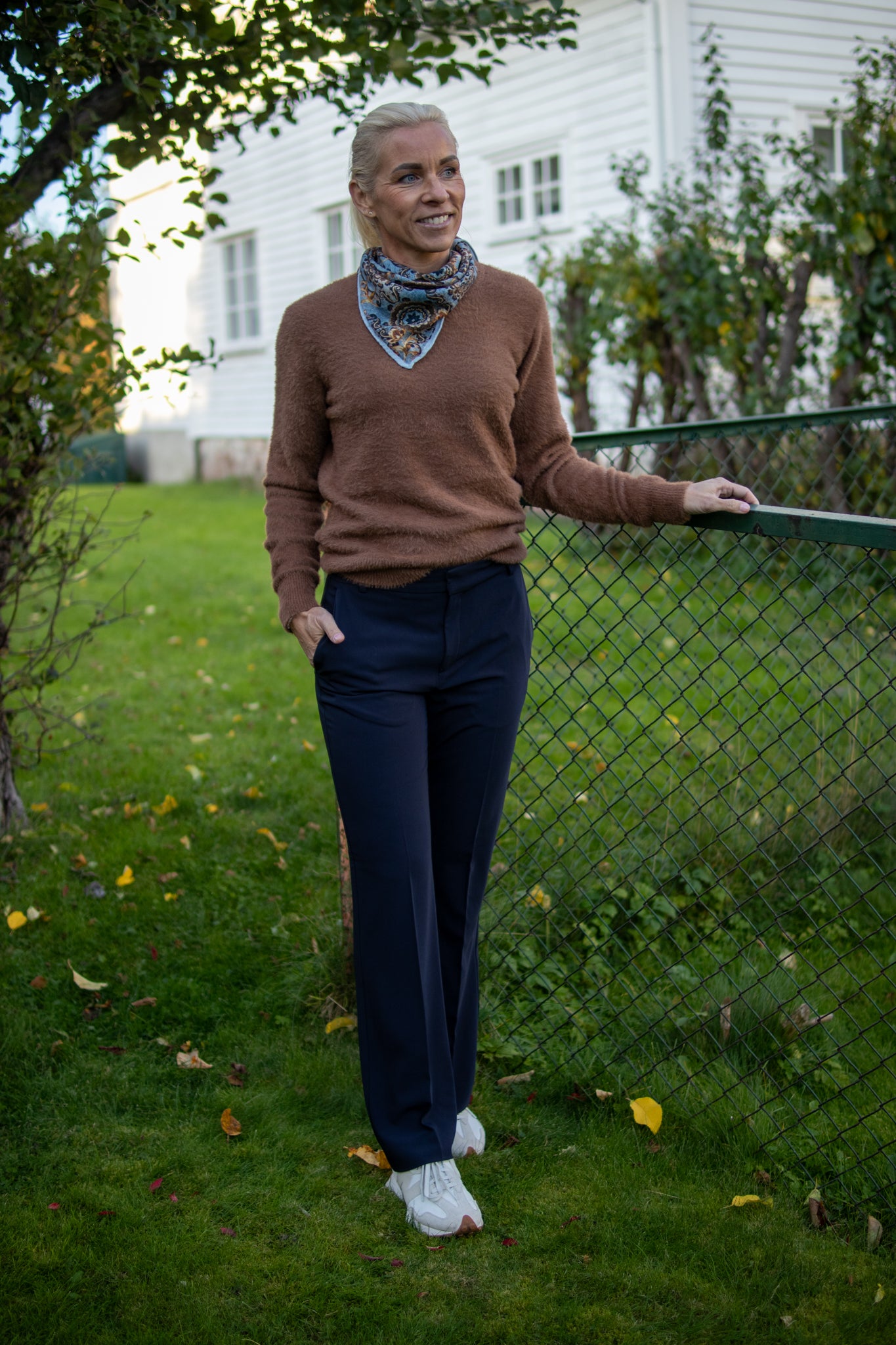 Flyffy Sweater - Mid Brown - Genser - Helt Dilla AS