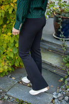 Silvia Suple Roble Wool Dressbukse - Svart - Bukser - Helt Dilla AS