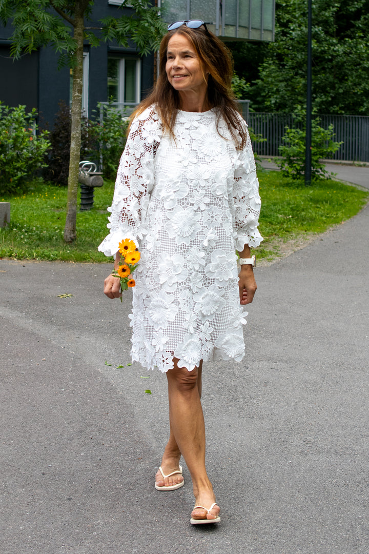 Trea 3/4 Dress - Star White