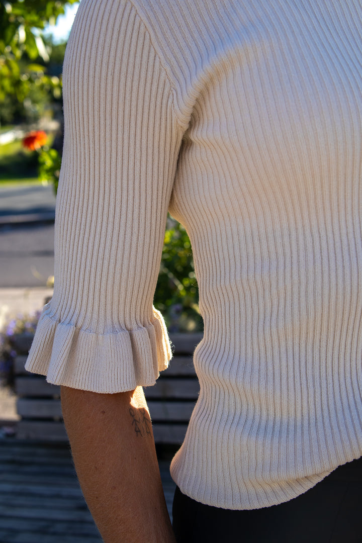 Mikke SS Knit Top - Birch - Singlet, Topper & T-skjorter - Helt Dilla AS