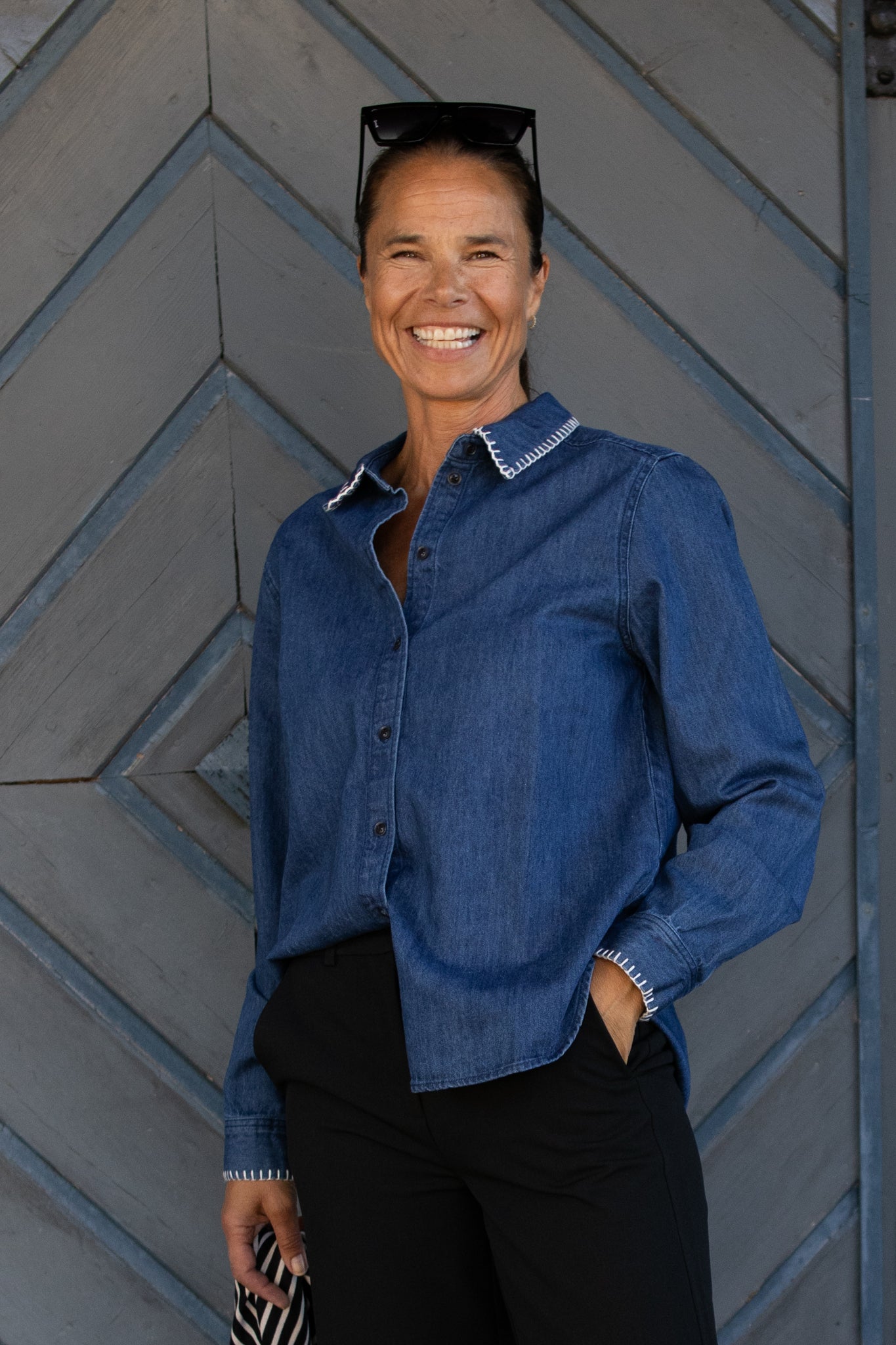 Sarafia Skjorte - Medium Blue Stich - Skjorter - Helt Dilla AS