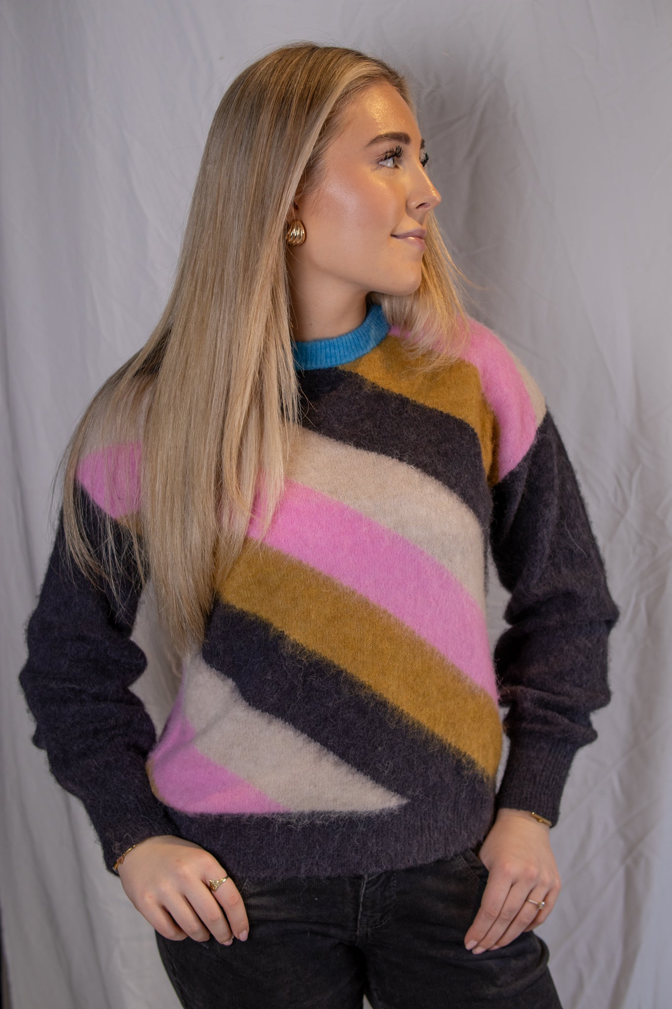 Nusuri Multi Stripe Pullover - Genser - Helt Dilla AS