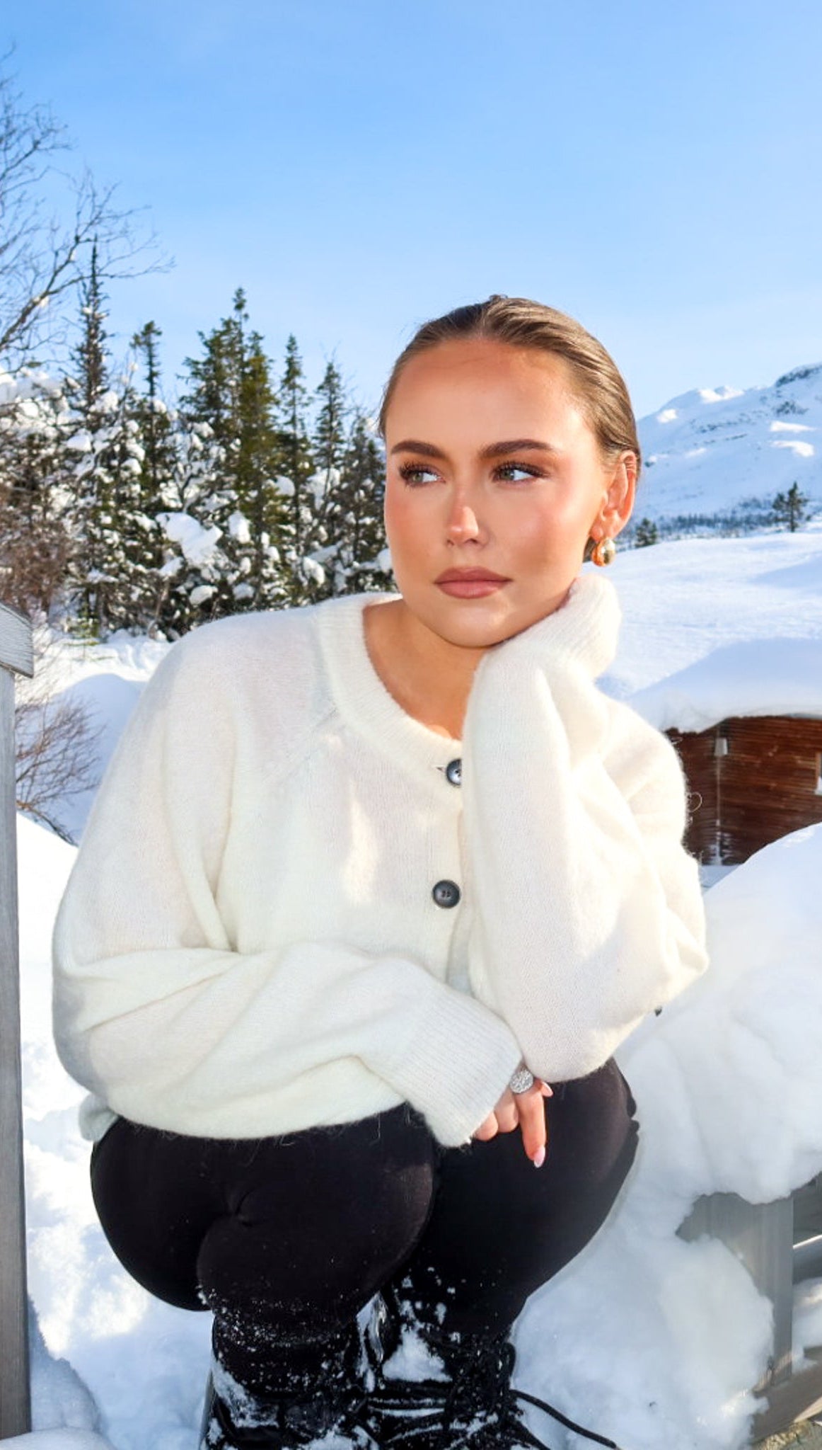 Johi Wool Knit Cardigan - Off-White - Cardigans - Helt Dilla AS