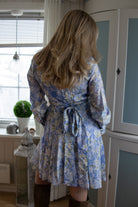 Iza Mini Dress - Wisteria Kiss - Kjoler - Helt Dilla AS