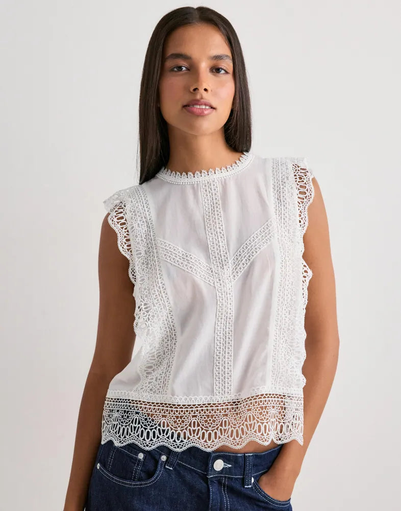 Samia Lace Top - white - Bluser - Helt Dilla AS