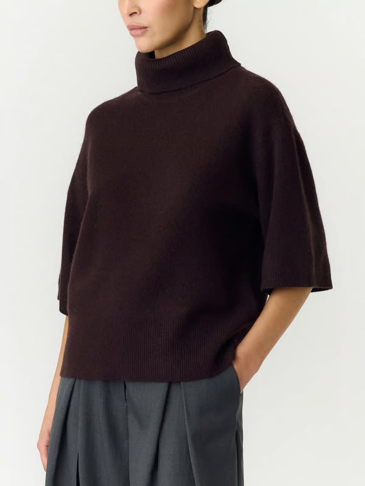 Emila 2/4 Wool Knit Pullover - Coffee Bean - Topp - Helt Dilla AS