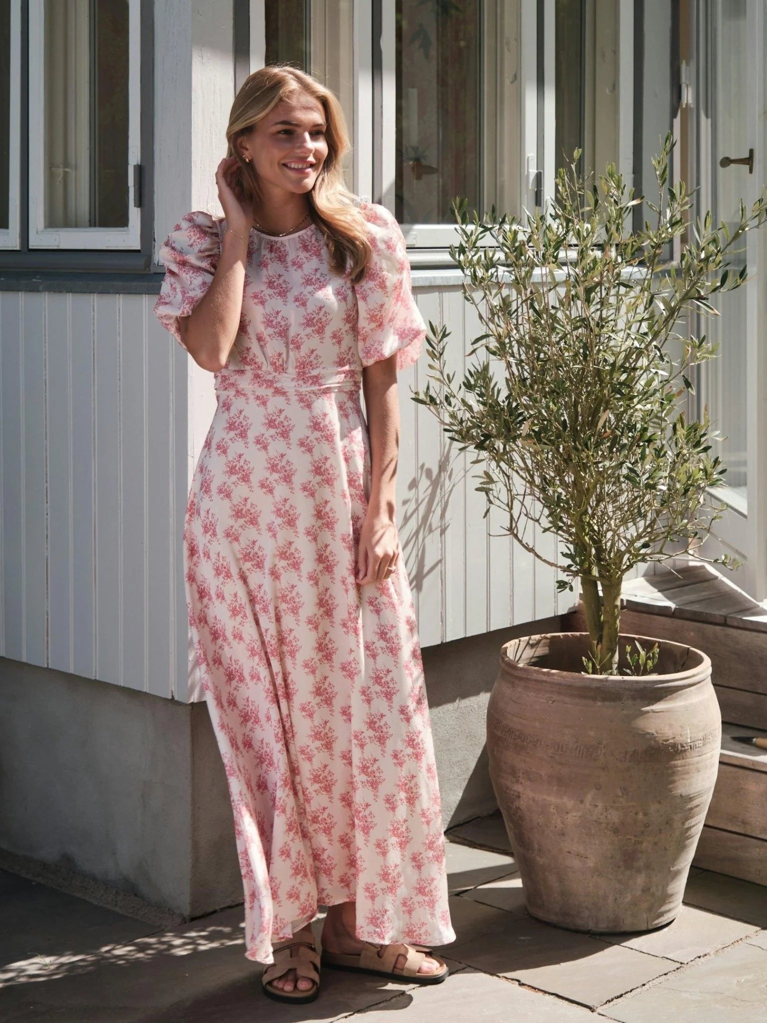 Kikka Chiffon Flowers Dress - Rose - Kjoler - Helt Dilla AS