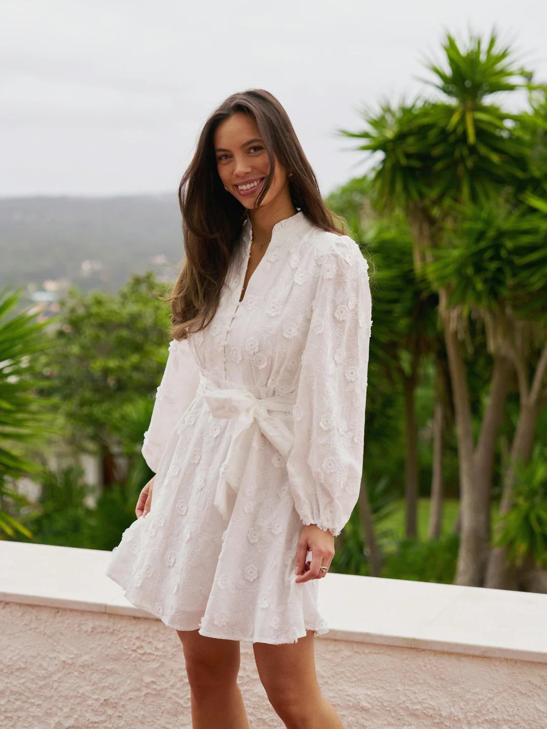 Monnie Embrodiery Dress - White - Kjoler - Helt Dilla AS