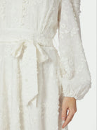 Monnie Embrodiery Dress - White - Kjoler - Helt Dilla AS