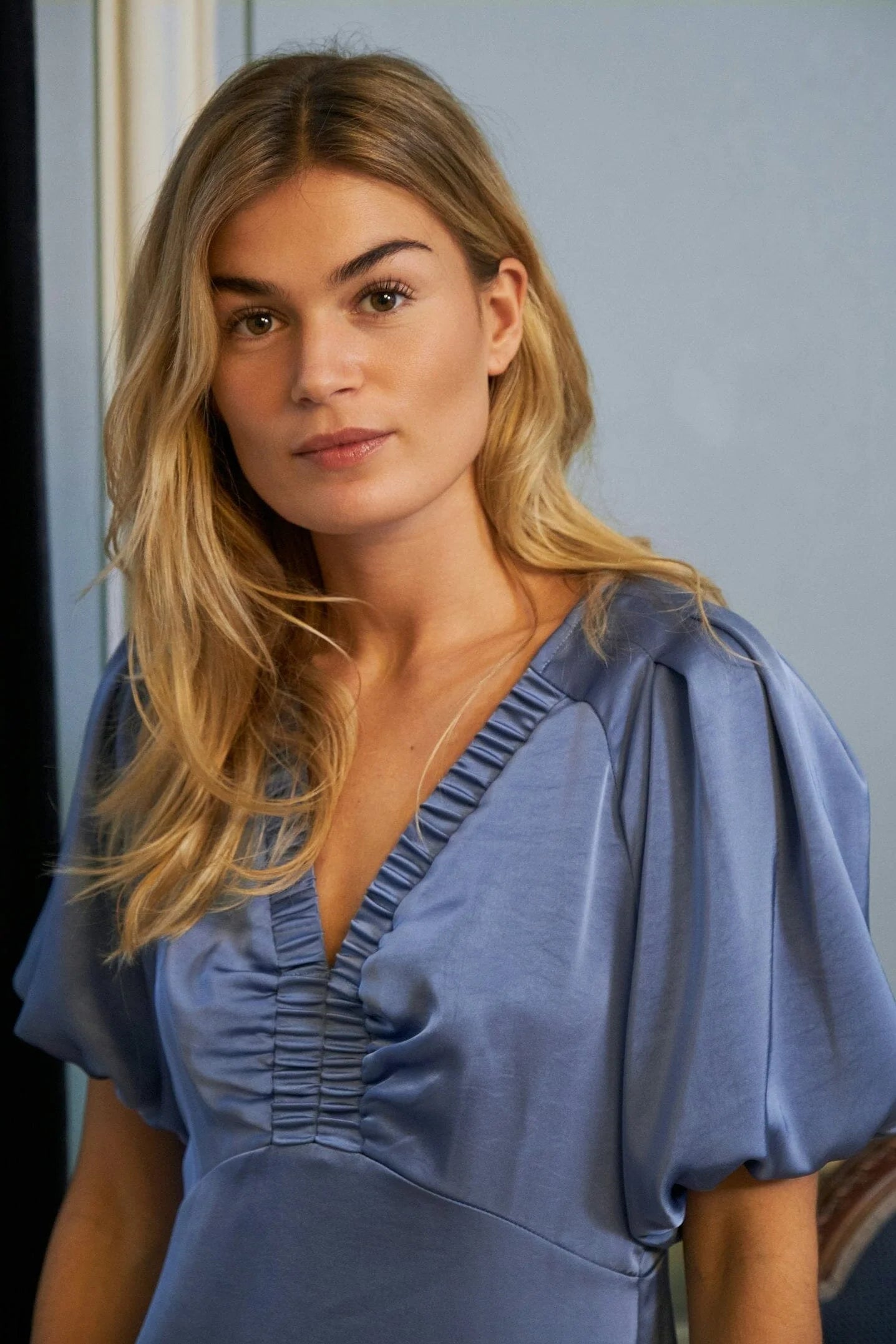 Illana Heavy Sateen Dress - Smoke Blue - Kjoler - Helt Dilla AS