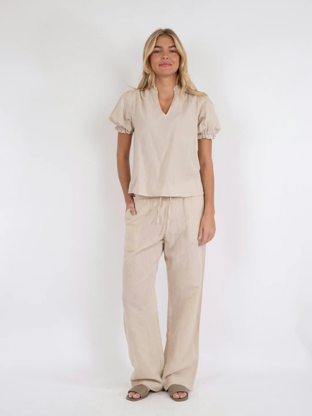 Odesa Linen Blouse - Sand - Bluser - Helt Dilla AS