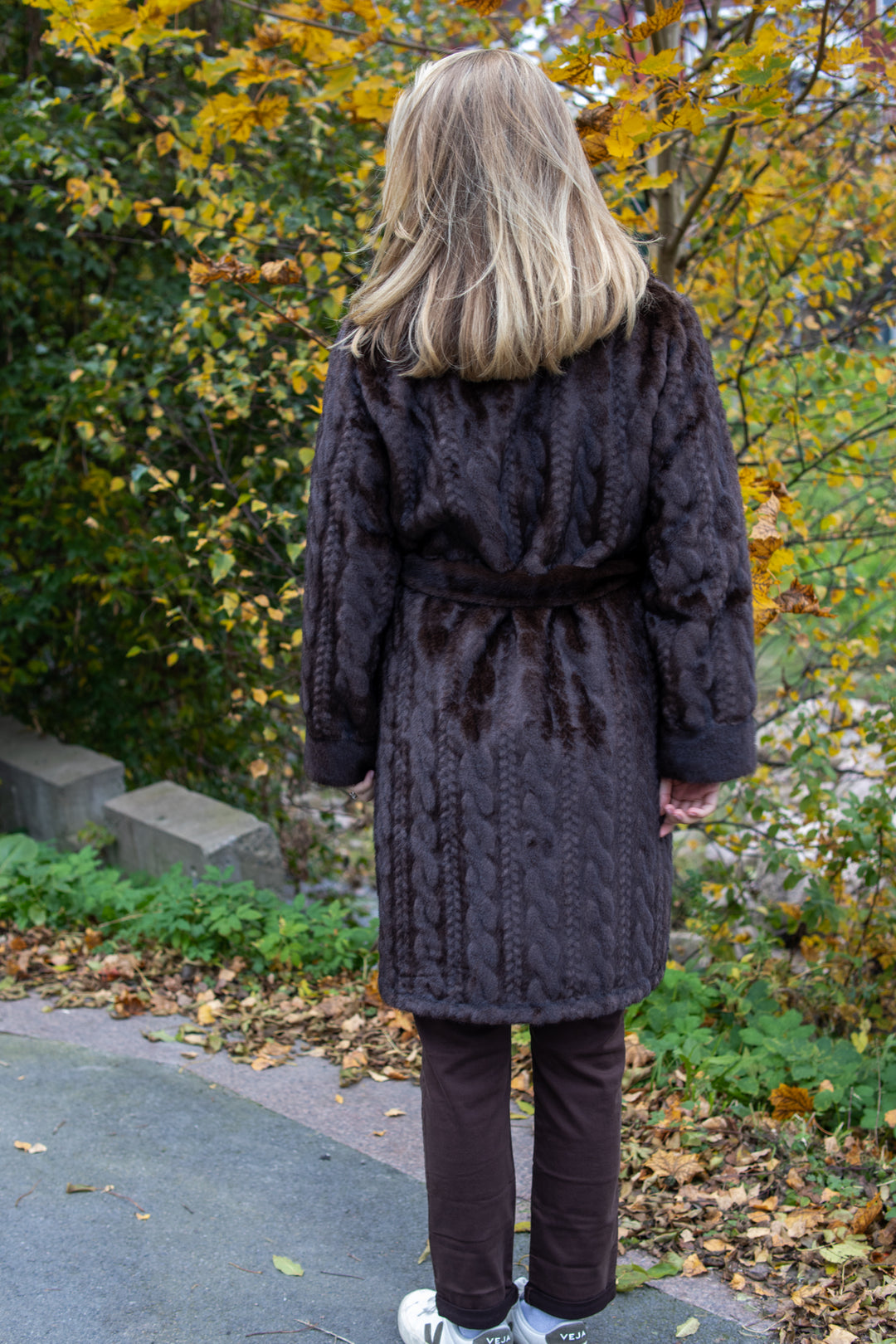 aspen fuskepels - mørk brun - Yttertøy - Helt Dilla AS