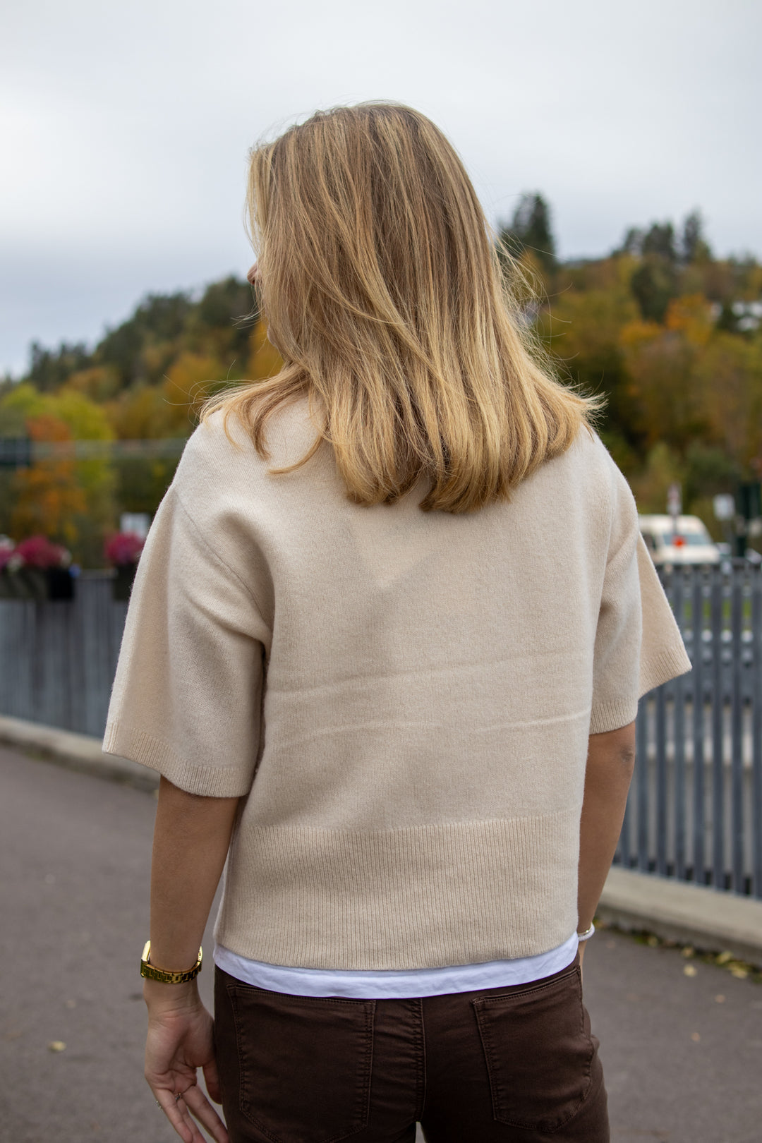 Emila 2/4 Wool Knit Pullover - Sandshell - Singlet, Topper & T-skjorter - Helt Dilla AS