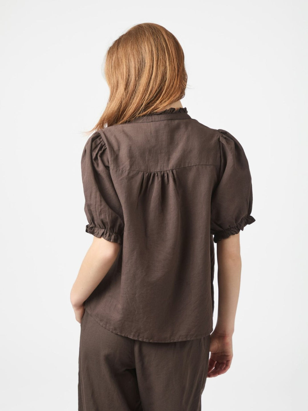 Odesa linen blouse - Dark Brown - Bluser - Helt Dilla AS