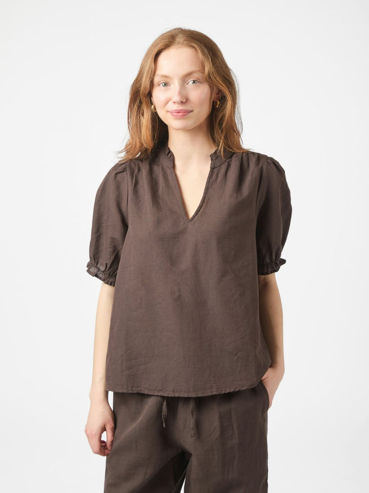 Odesa linen blouse - Dark Brown - Bluser - Helt Dilla AS