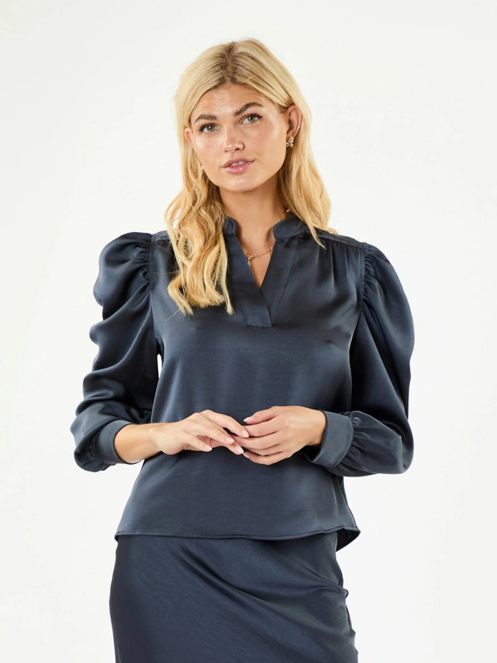 Rosslyn heavy sateen blouse - black